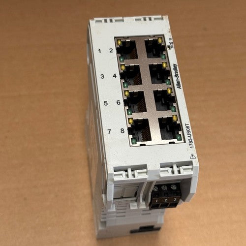Allen-Bradley – 1783-US08T – Stratix 2000 8-Port Unmanaged Ethernet Switch