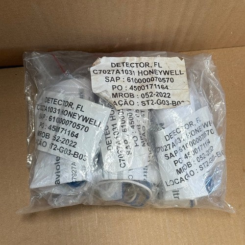 Honeywell – C7027A1031 – "Minipeeper" Compact Ultraviolet (UV) Flame Detector