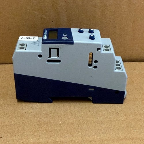 JUMO – 701050/811-31 – eTRON T Digital Electronic Thermostat / Controller