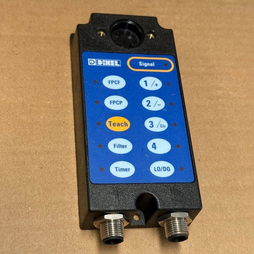Telemecanique – XUYLC2004 – OsiSense Fiber Optic Photoelectric Sensor Amplifier