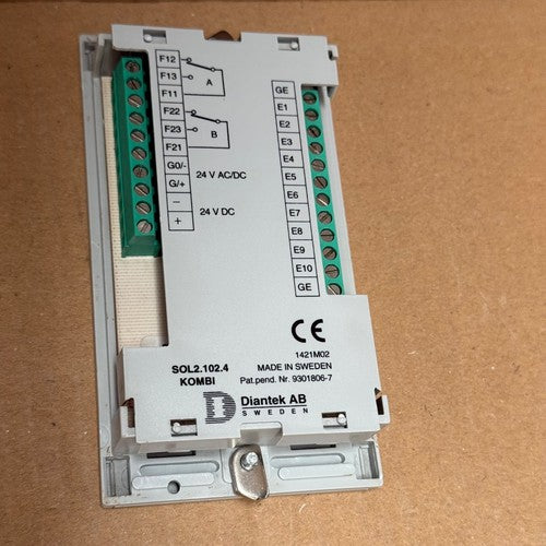 Diantek AB – SOL2.102.4 KOMBI – 10-Channel Alarm & Monitoring Panel (24V AC/DC)