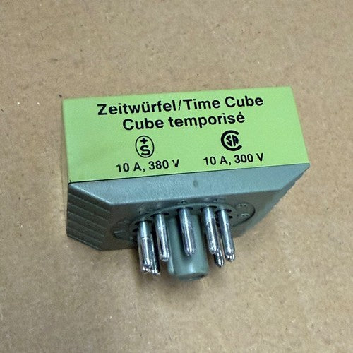 Comat – CT3-E20/L – 11-Pin On-Delay Time Cube Relay Module (20-65V AC/DC)