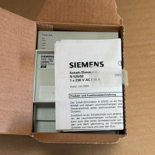 Siemens – 5WG1525-1AB02 (N 525) – KNX EIB Switching and Dimming Actuator Module