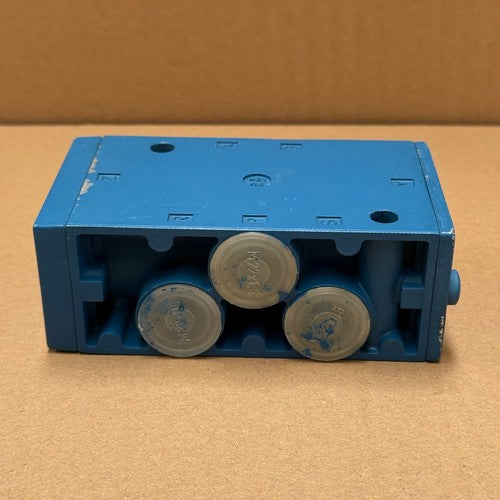 WABCO – 5711000000 – Pneumatic Directional Control Valve