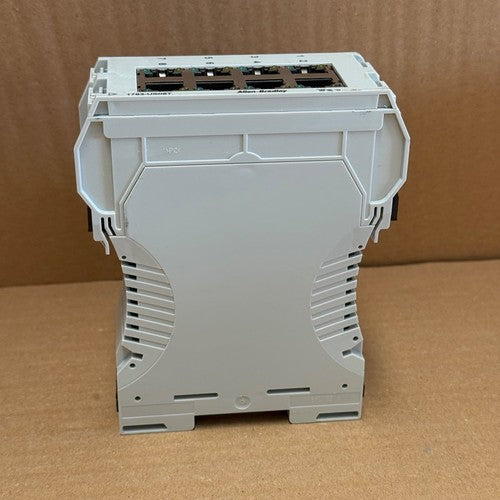 Allen-Bradley – 1783-US08T – Stratix 2000 8-Port Unmanaged Ethernet Switch