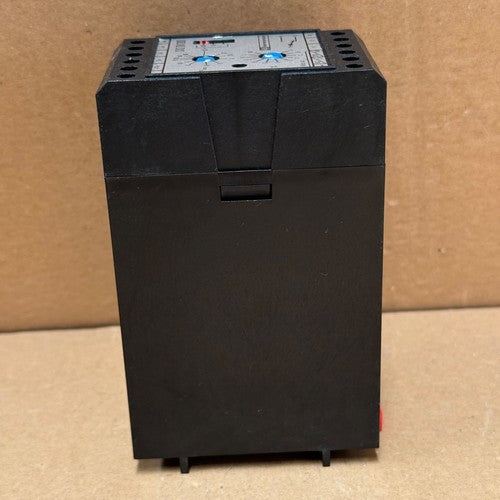Telemecanique – SX2DV200 – Speed Control Monitoring Relay (120/220V AC)
