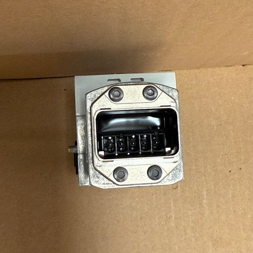 Festo – CPX-M-GE-EV-S-PP-5POL (563057) + (195740) – Metal Interlinking Block