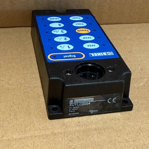 Telemecanique – XUYLC2004 – OsiSense Fiber Optic Photoelectric Sensor Amplifier