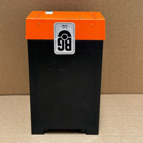 Dold – BD5987.02 – Emergency Stop Safety Relay 2 NO Safety Contacts
