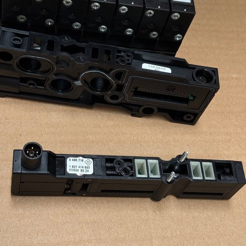 1PCs Rexroth – 0820055502 + 1827414893 + 1825504875 – Directional Solenoid Valve