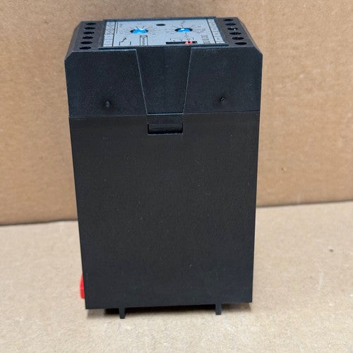 Telemecanique – SX2DV200 – Speed Control Monitoring Relay (120/220V AC)