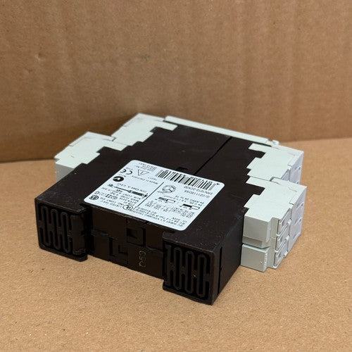 Siemens – 3RN1012-2CK00 – SIRIUS Thermistor Motor Protection Relay (230/110V AC)