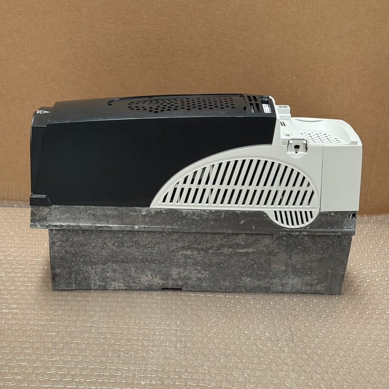 CONTROL TECHNIQUES – SP1404 – Unidrive 2.2/3.0KW VFD