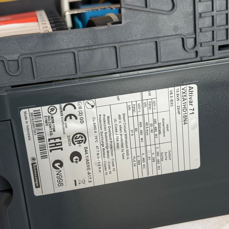 Schneider Electric – VX5A1HD18N4 – Altivar AC Variable Frequency Drive 18.5kW