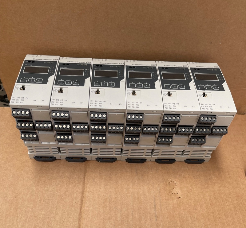 Endress + Hauser – RMA42‑BHC – Universal Process Transmitter with Control Unit