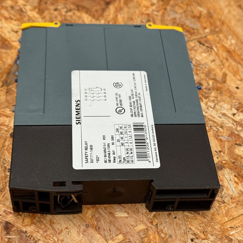 Siemens – 3SK1111-1AB30 – SIRIUS Safety Relay / Standard Basic Unit