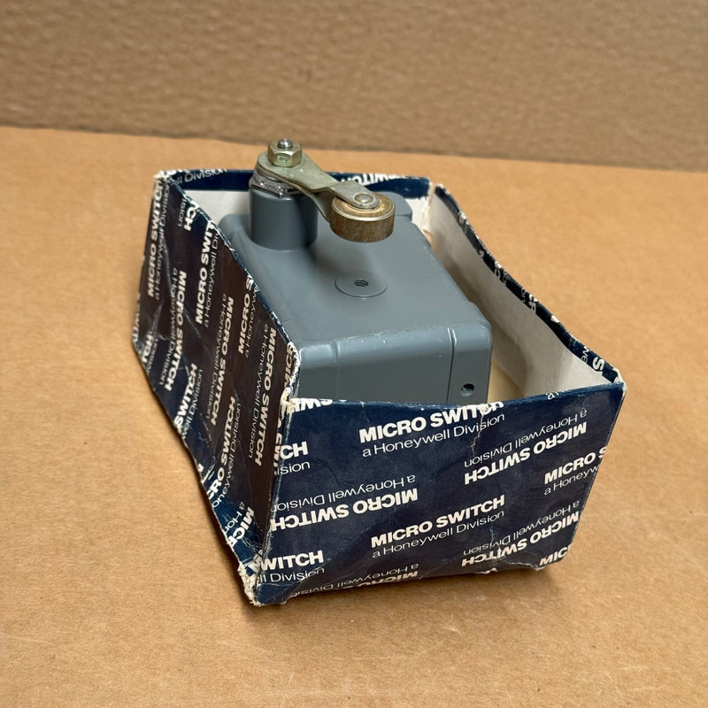 Honeywell / Micro Switch – OPH-AR7 – Heavy-Duty Explosion-Proof Limit Switch