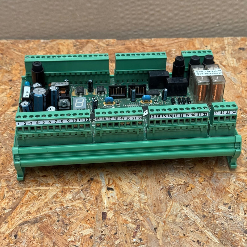 SCE – 382412012 (Com. 270295) – Industrial Controller / PLC Circuit Board