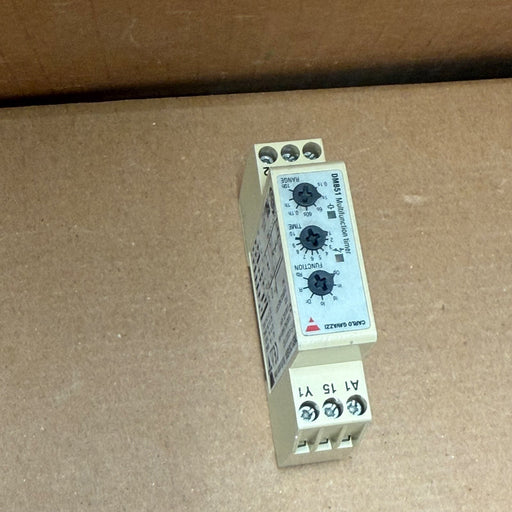 Carlo Gavazzi – DMB51CW24B004 – Multi-function Timer Relay