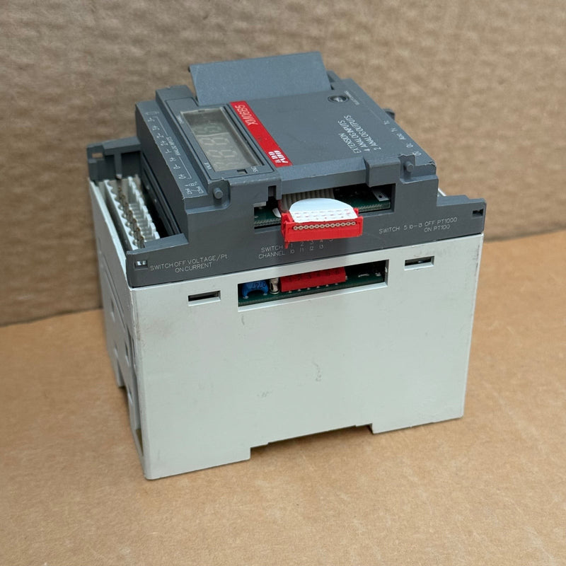 ABB – 1SBP260103R1001 / XM06B5-I12.0 – Analog Input/Output Extension Module