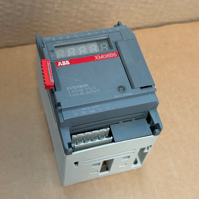 ABB – 1SBP260103R1001 / XM06B5-g10 – Analog Input/Output Extension Module