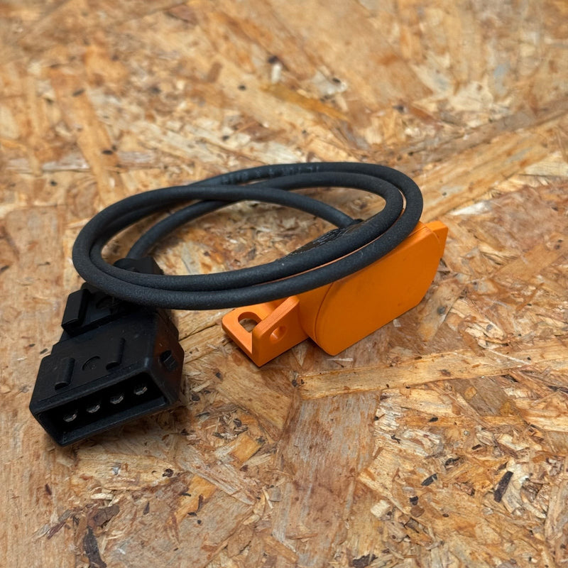 IFM Electronic – I65009 – Inductive Proximity Sensor / Position Sensor