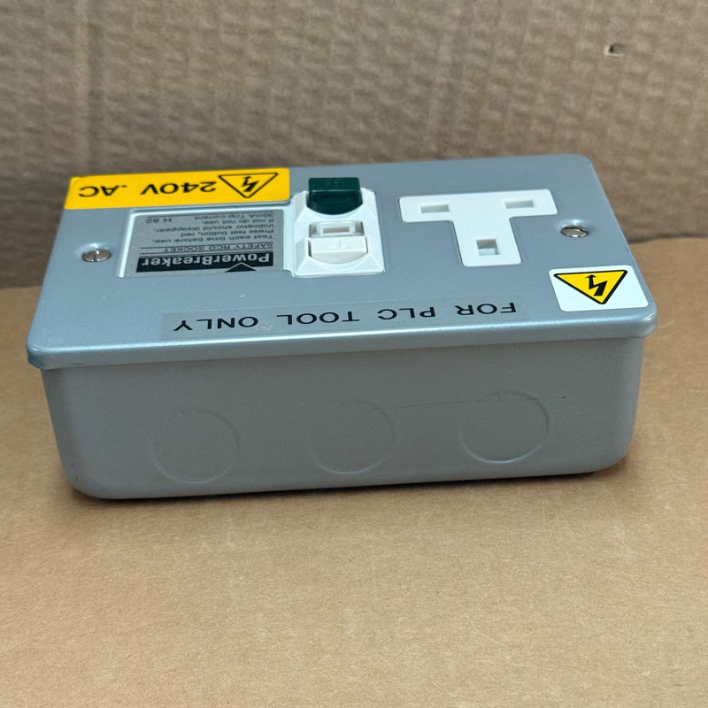 PowerBreaker – H 82 / Safety RCD Socket Enclosure – 240V AC 30mA RCD