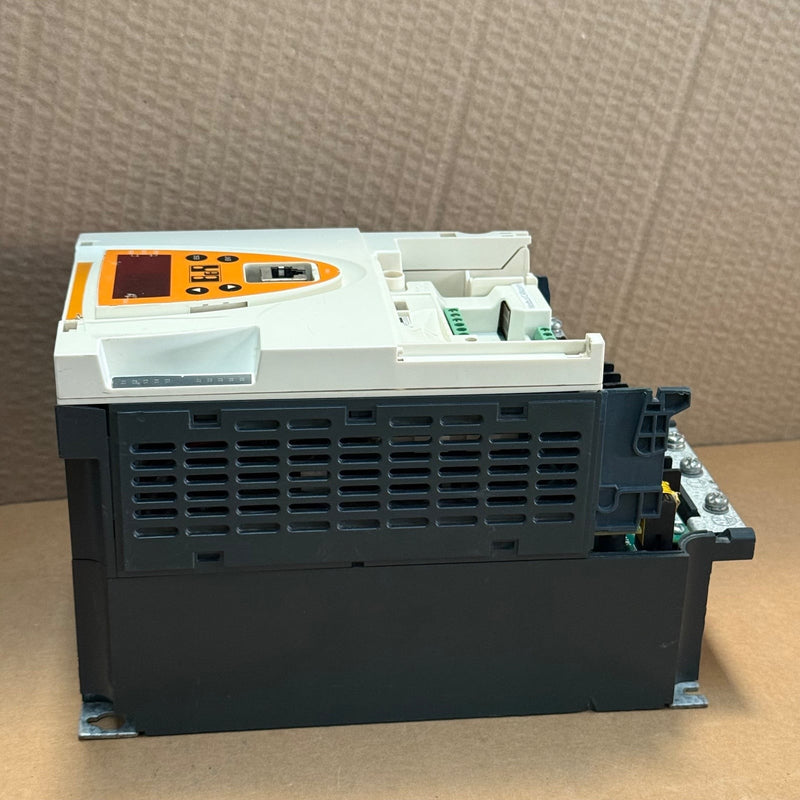 B&R – 8I84T400150.010-1 – ACOPOSinverter P84 Frequency Inverter (1.5 kW / 2 HP)