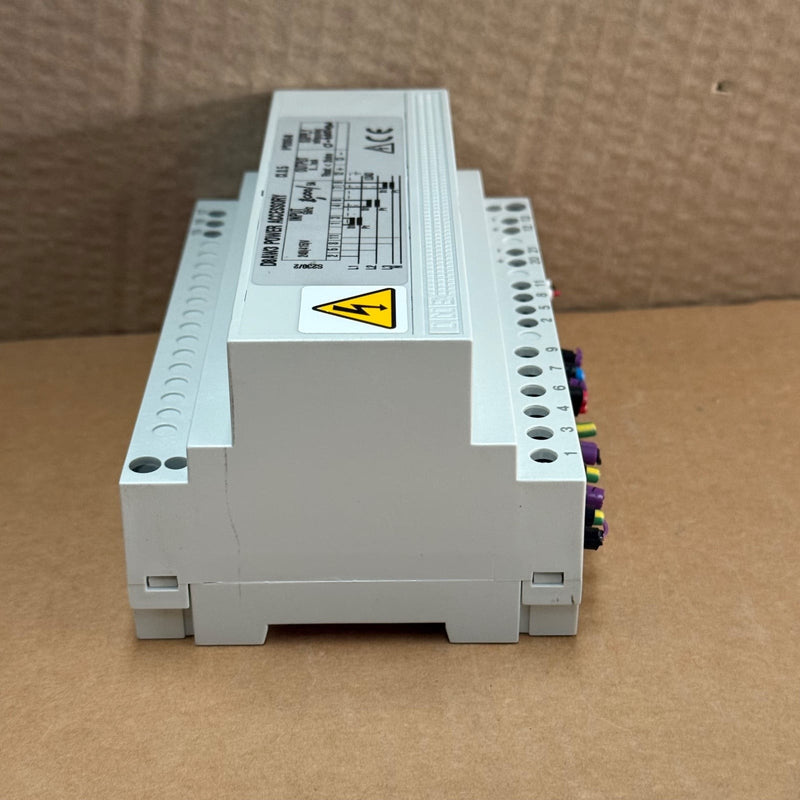 IME – D8AW3 – 1000/5A 3-Phase Power Transducer