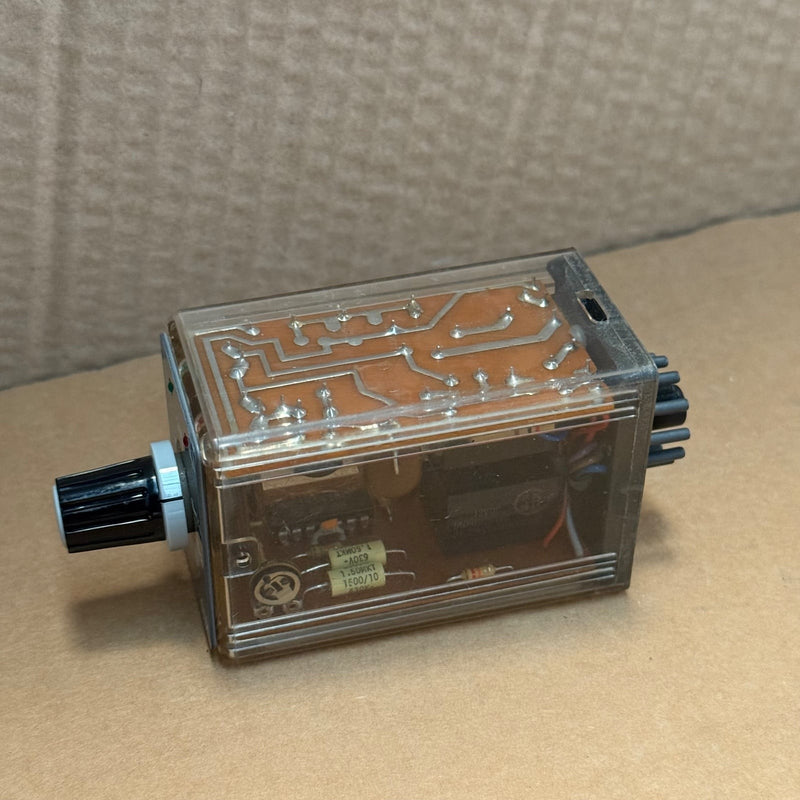 Tesch – E 72.0X202 – Analogue Time Delay Relay / Timer