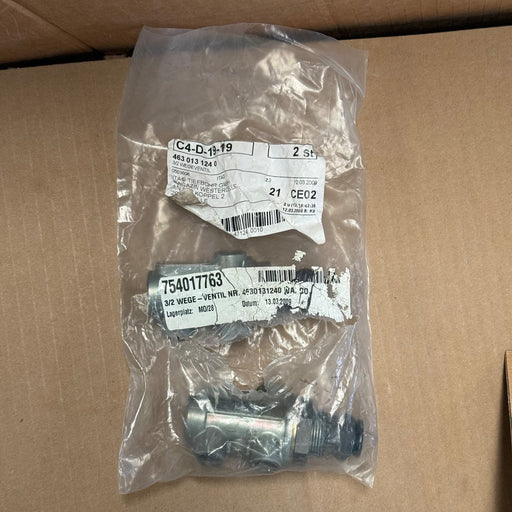 WABCO – 4630131240 – 3/2-Way Push-Button Valve (Engine Brake Valve)