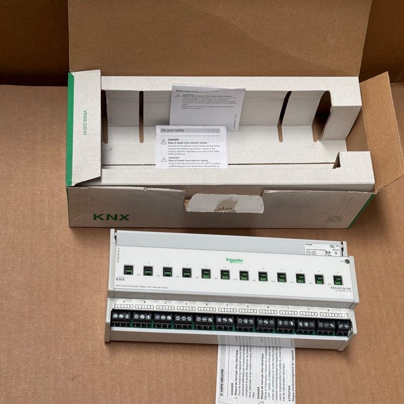 Schneider Electric – MTN6700-0012 – KNX Switch Actuator Basic REG-K 12x16 A