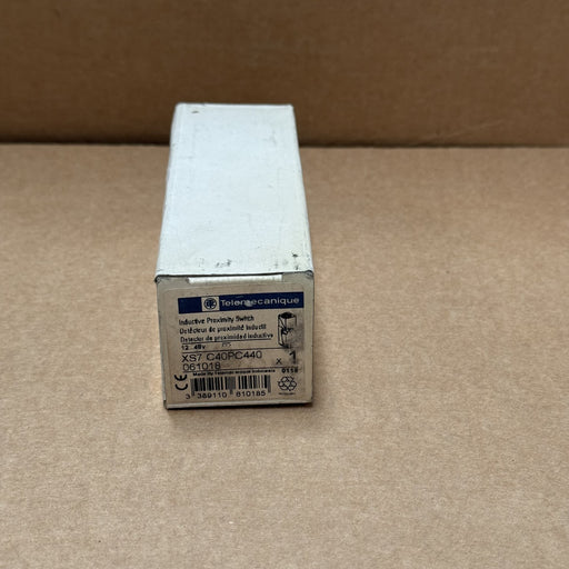 Telemecanique – XS7C40PC440 – Inductive Sensor