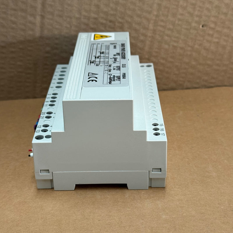 IME – D8AW3 – 1000/5A 3-Phase Power Transducer