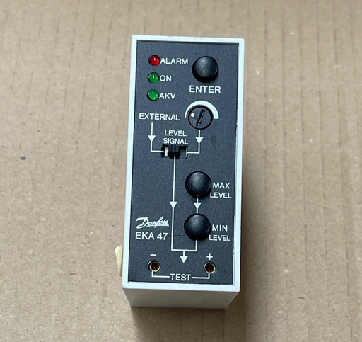 Danfoss – 084H4016 – EKA 47 Electronic Liquid Level Regulator / Controller