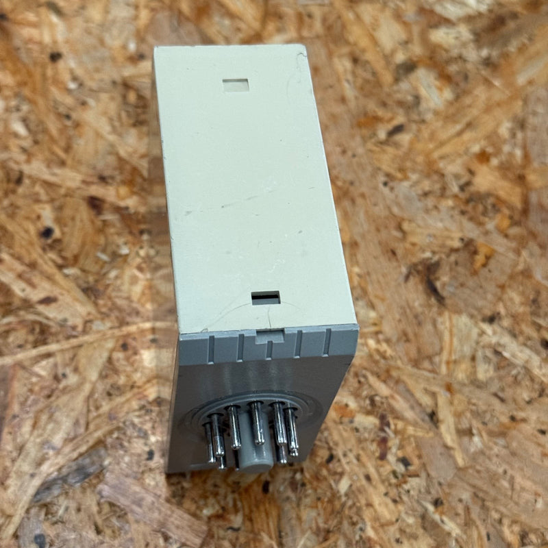 Disibeint – FCD125 220 – Voltage Control Relay / Max-Min Voltage Monitor