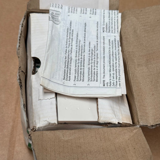 Schneider Electric SR2E201B – 20 I/O Compact Smart Relay (Zelio Logic)