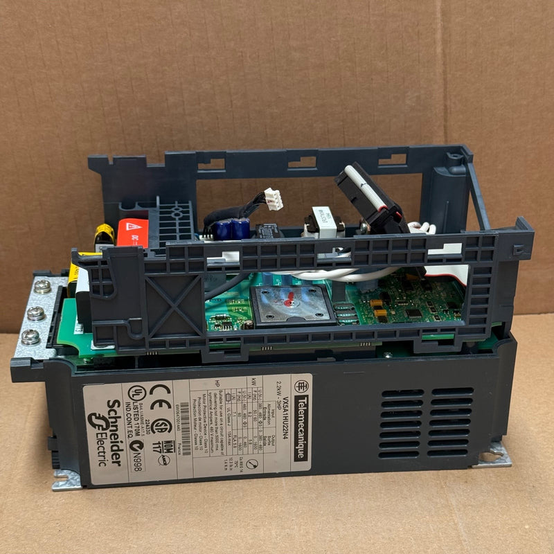 Telemecanique – VX5A1HU22N4 – Altivar AC Variable Frequency Drive 2.2kW/3HP