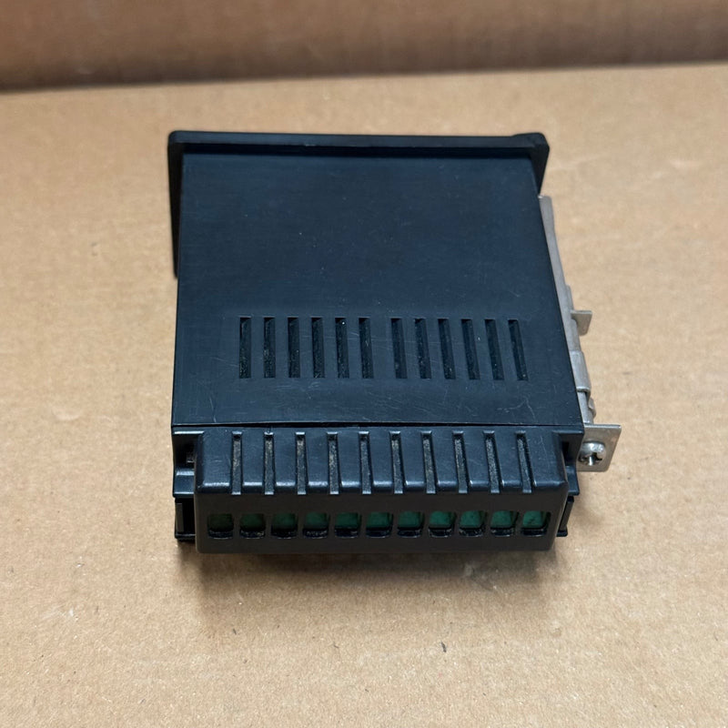 Autonics – TC4Y-14R – Economical PID Temperature Controller