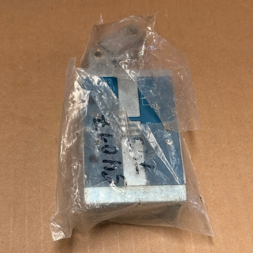 Rexroth – 5634410100 – 3/2-Way Directional Control Spool Valve