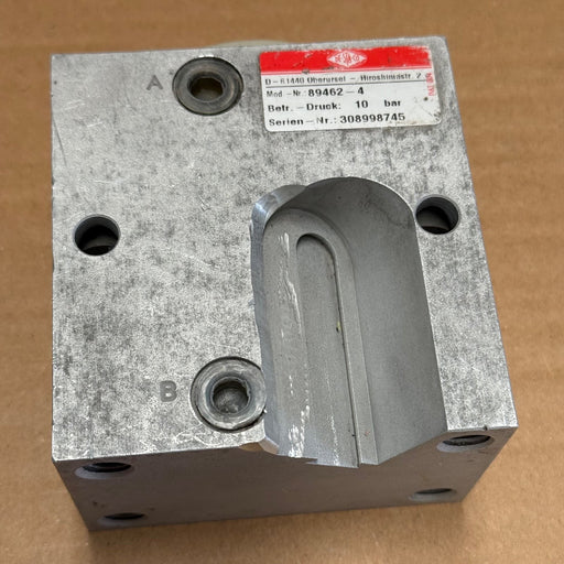 Destaco – 89462-4 – Clamping Assembly / Industrial Component