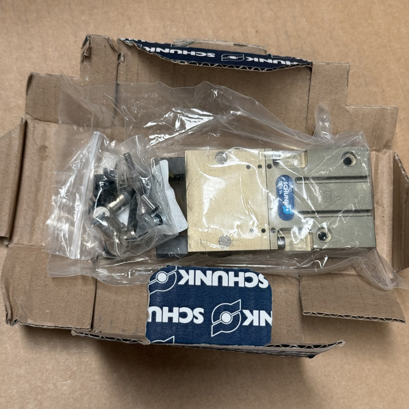 Schunk – 0307137 – Two-finger angle gripper Typ GWB 54