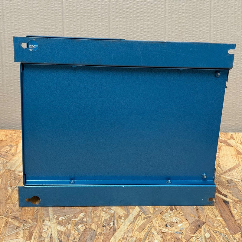 A.C.E.O. – 15074/6111 – Voltage Regulator / Regulateur de Tension (100V, 50Hz)
