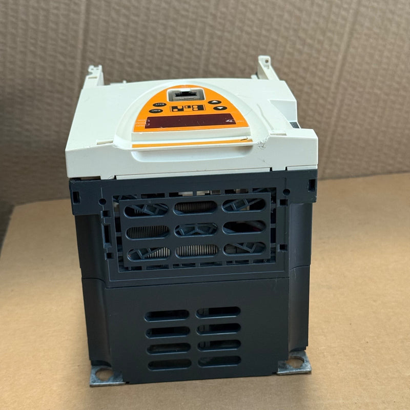 B&R – 8I84T400150.010-1 – ACOPOSinverter P84 Frequency Inverter (1.5 kW / 2 HP)
