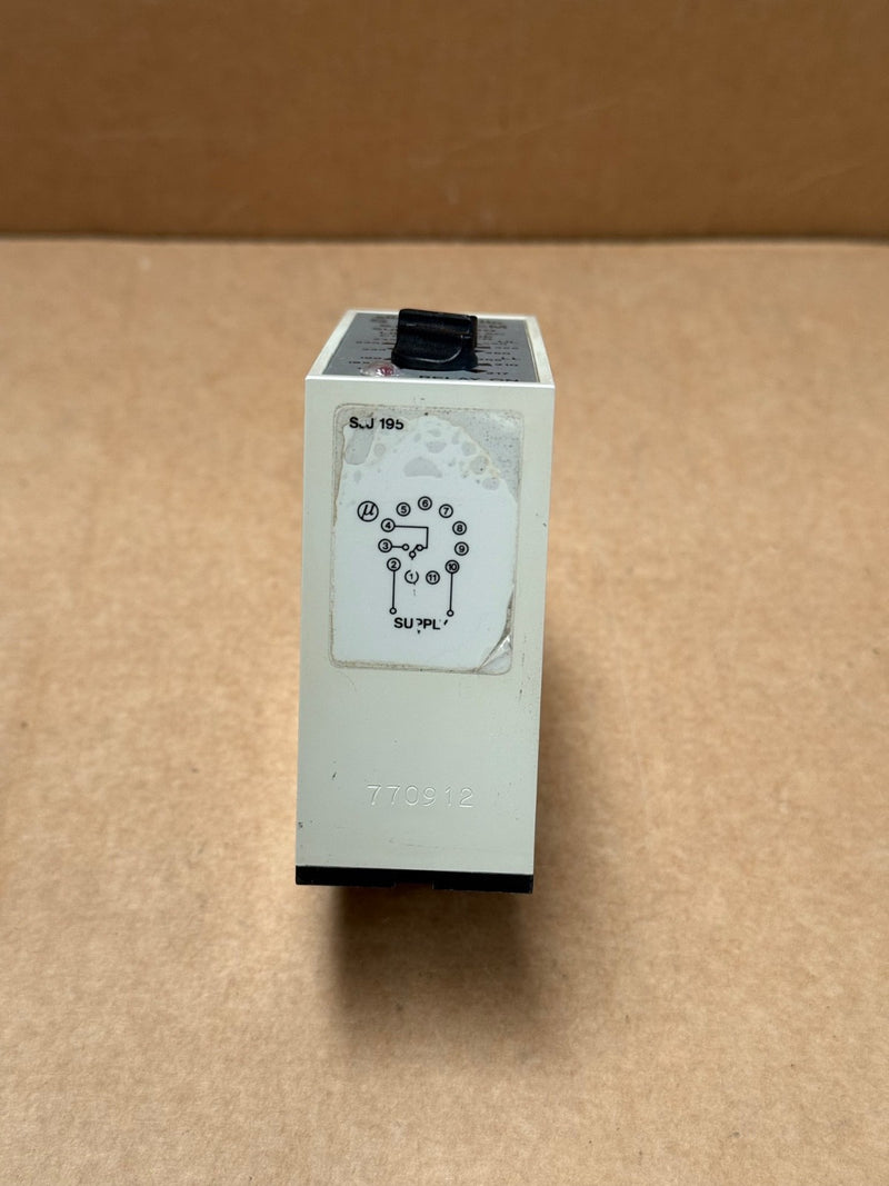 Electromatic – SJJ 195 220 – Voltage Monitoring Relay, 220 V AC, Time‑Delay