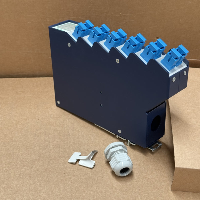 Schneider Electric – MOD-SM-40-12-C – 12 Port SC SM Fiber Adapter