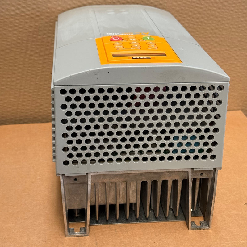 Parker SSD – 690-432160C0-B00P00-F000 – 690 Series AC Frequency Inverter