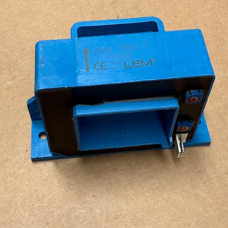 LEM – HAT 1000-S – Open Loop Hall Effect Current Transducer (1000A AC/DC)
