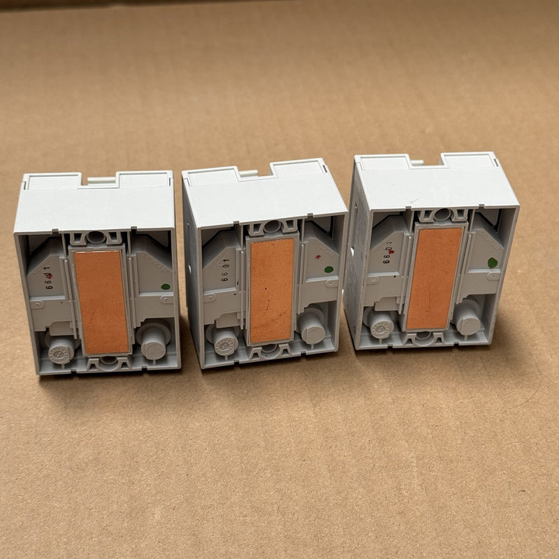 SIEMENS – 3RF2050-1AA45 – Semiconductor Relay