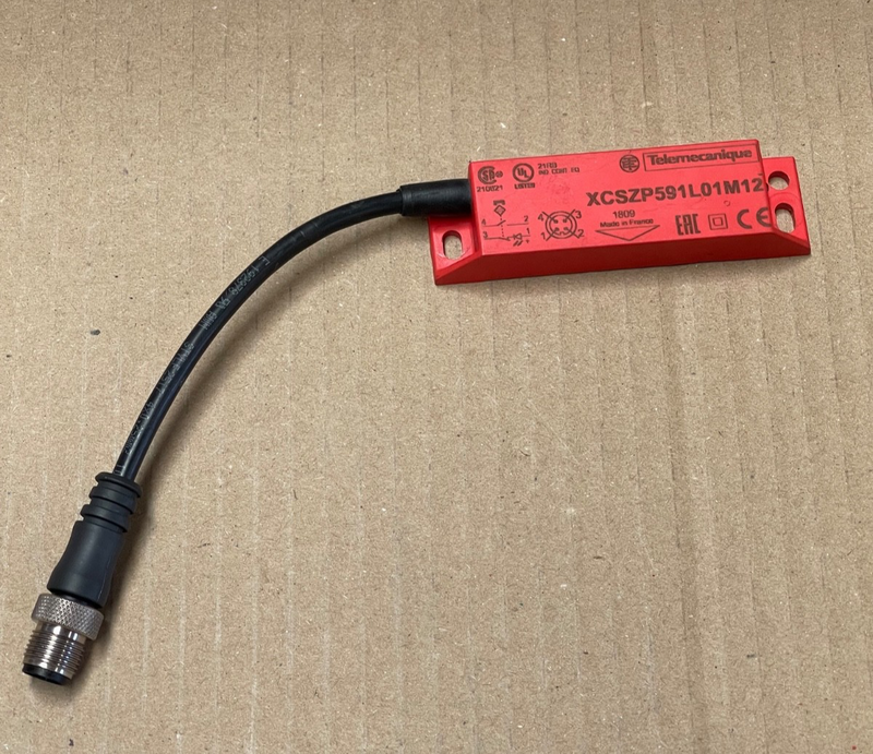 Telemecanique – XCSZP591L01M12 – Safety Magnetic Switch / Coded Safety Sensor